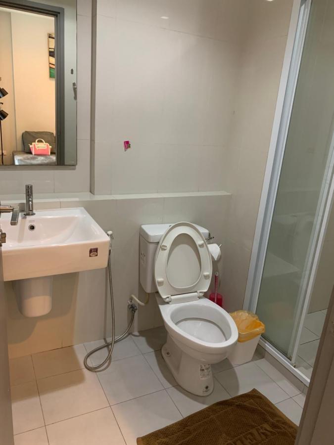Base Aparthotel